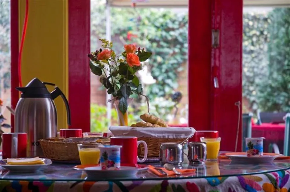 ** לינה וארוחת בוקר אמסטרדם Xaviera'S Bed And Breakfast הולנד